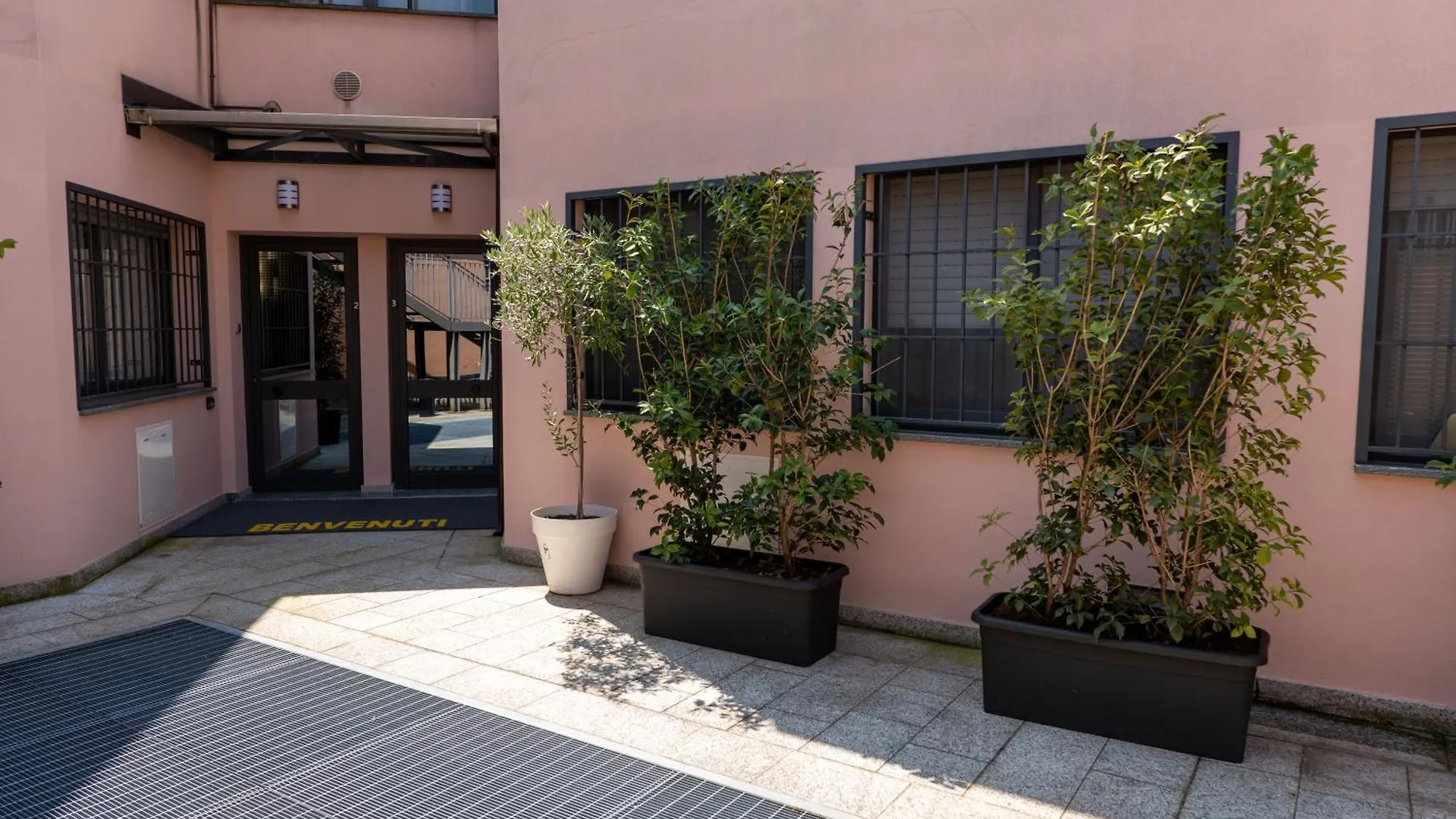 La Casa Sul Naviglio Di Debora Apartment Milan